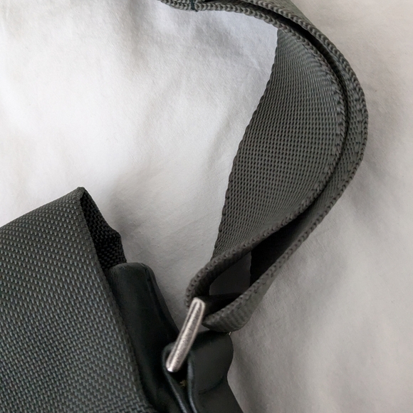 Tumi Green Messenger Bag Ballistic Nylon And Full-grain Leather Style 4367 - Picture 6 of 12